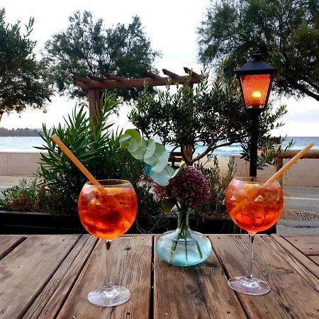 Face Mer Entre Plage Et Marina Bormes-les-Mimosas Bagian luar foto