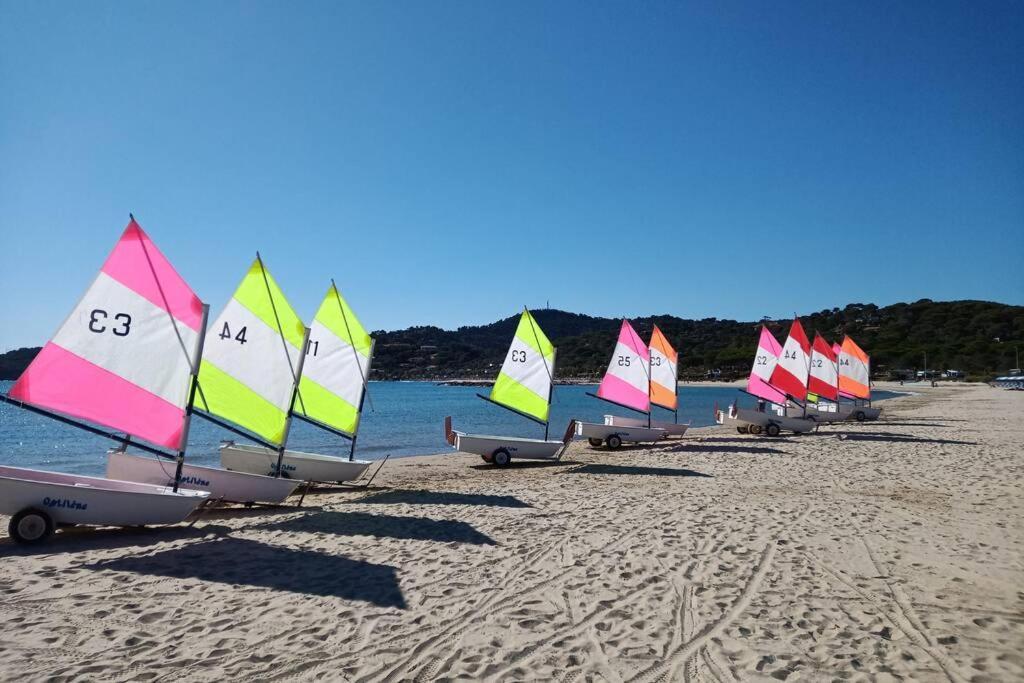 Face Mer Entre Plage Et Marina Bormes-les-Mimosas Bagian luar foto