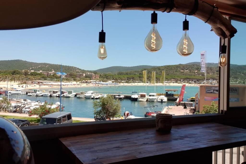 Face Mer Entre Plage Et Marina Bormes-les-Mimosas Bagian luar foto